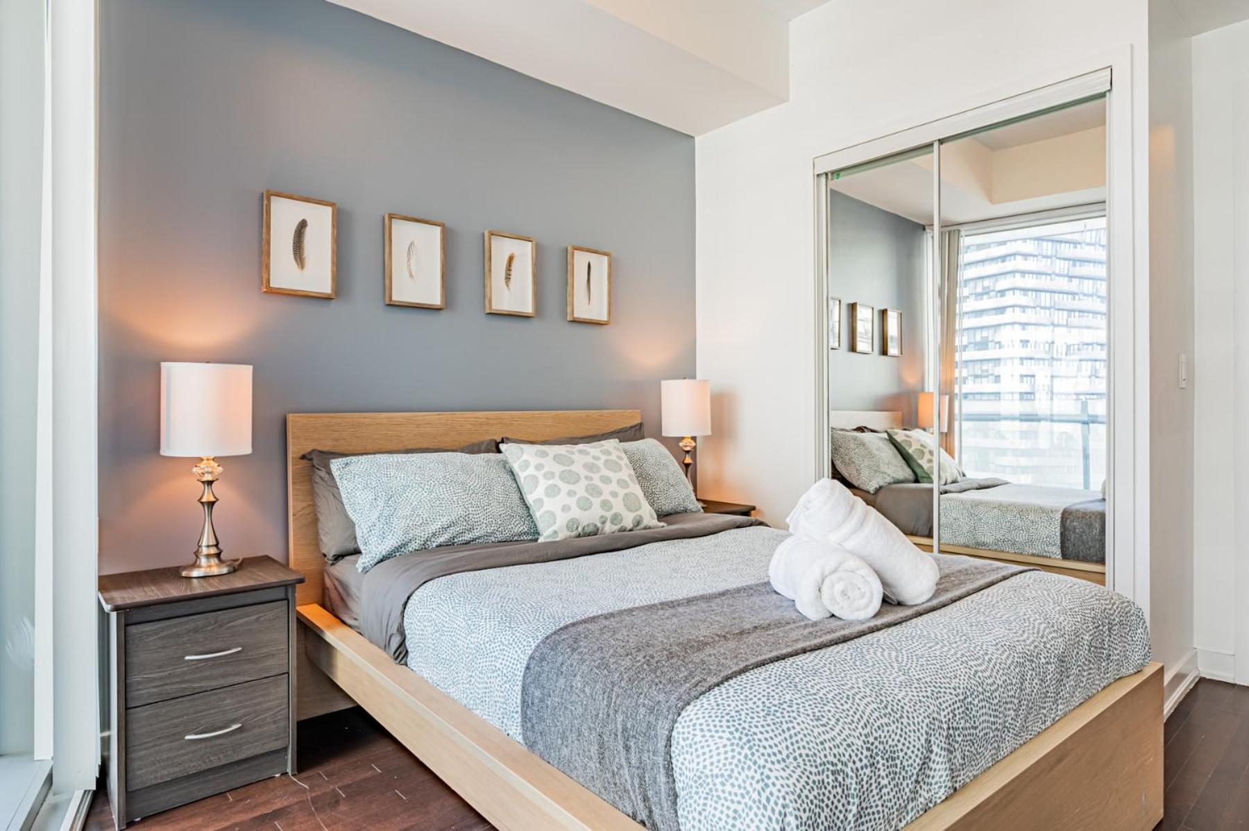 York Suites 5 Toronto Eksteriør billede
